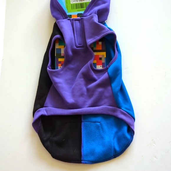 NWT Dog  Color block Lego Sweatshirt Medium - Picture 2 of 6